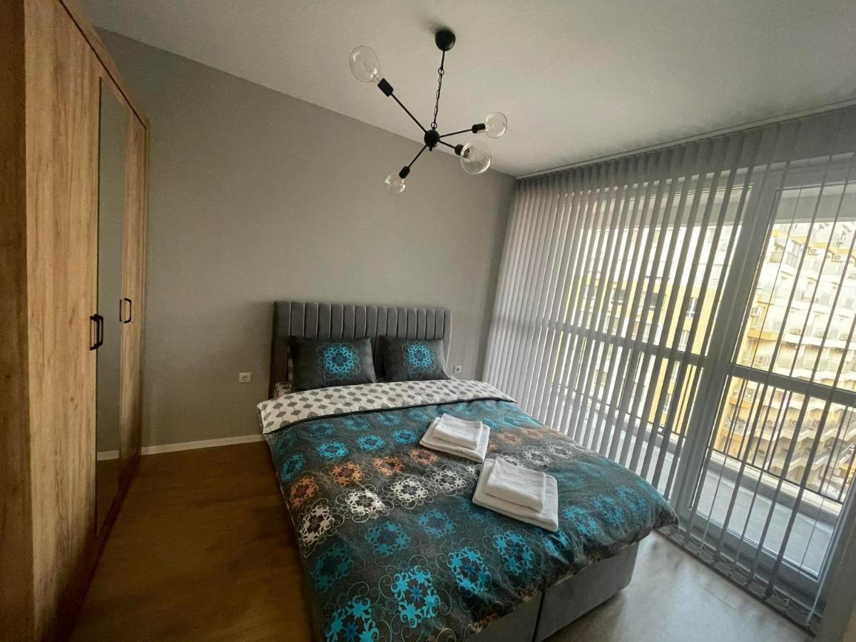 Apartments Mir Varna City מראה חיצוני תמונה
