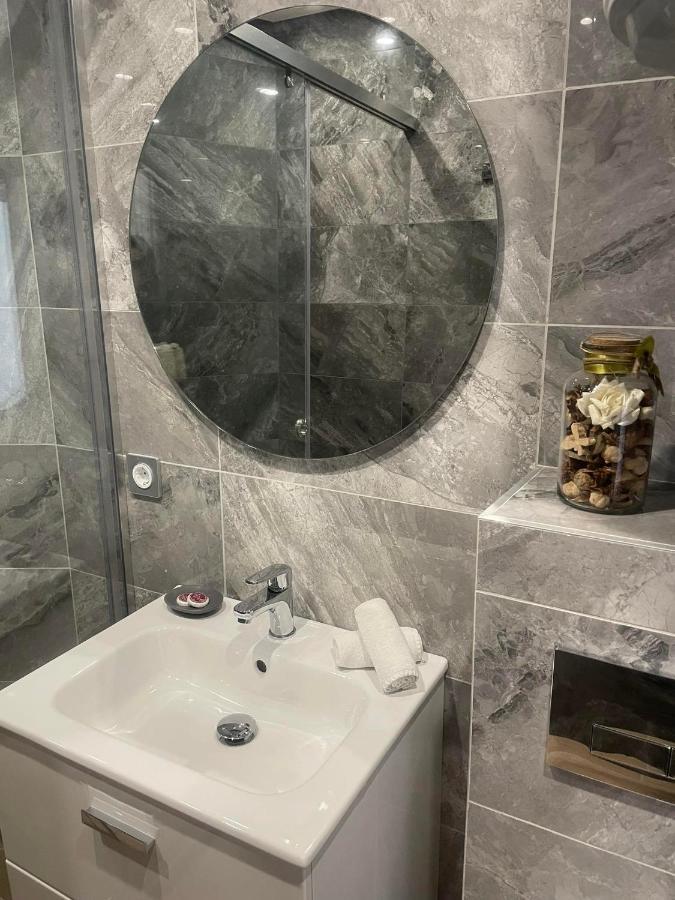 Apartments Mir Varna City מראה חיצוני תמונה